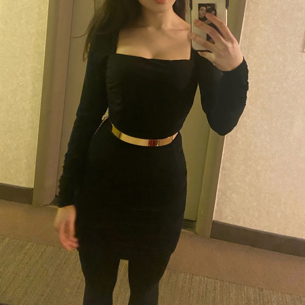 Pretty black dress long sleeve